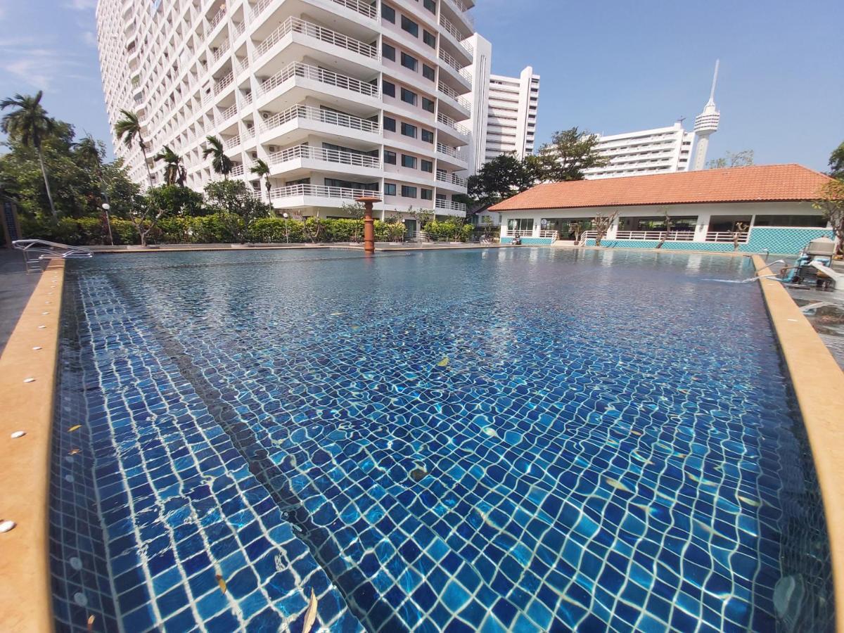 Condominum In Jomtien Beach With Sea View, Balcony And Free Wifi Паттайя Экстерьер фото